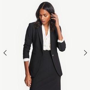 Ann Taylor Long One Button Blazer in Bi-Stretch